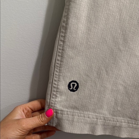 Lululemon Cadence Commute Tan Cargo Shorts 34 - Picture 5 of 8